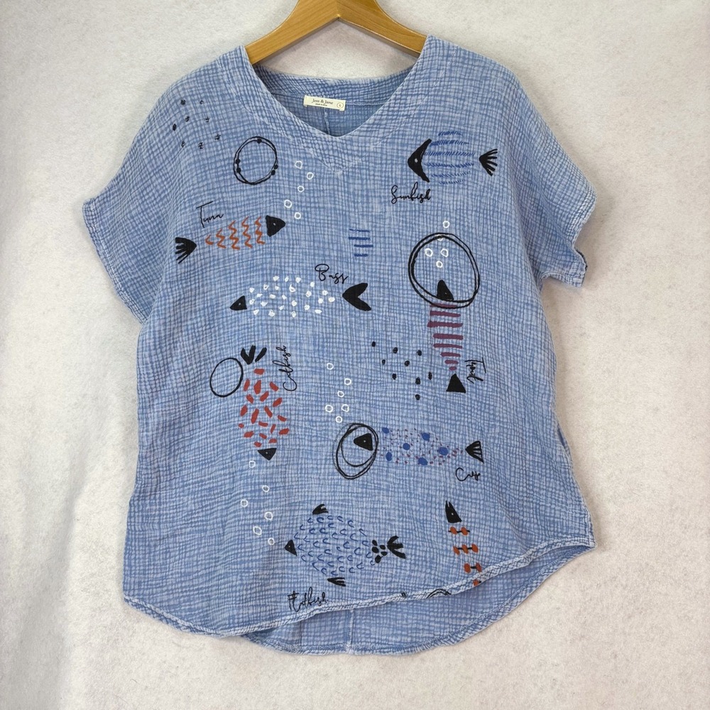Jess & Jane Fish Print Gauze V-Neck Top Blue Women L Coastal Art to Wear Beach